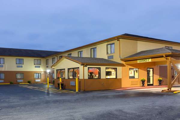 Exterior view - Super 8 Hotel Richmond - I-75, Exit 90