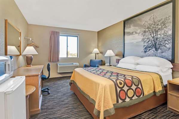 - Super 8 Hotel West Spokane - I-90, Exit 272