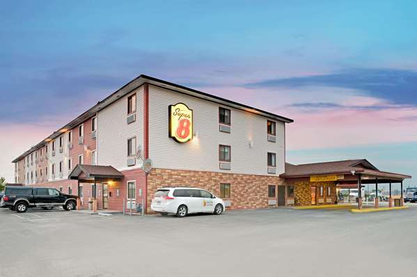 Exterior view - Super 8 Hotel West Spokane - I-90, Exit 272