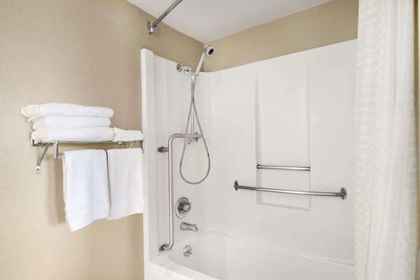  - Super 8 Motel Meridian - I-20 & I-59, Exit 154