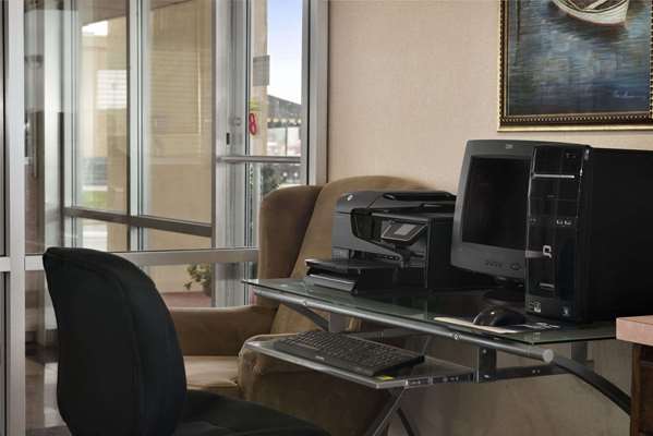 Conference Area - Super 8 Motel Meridian - I-20 & I-59, Exit 154