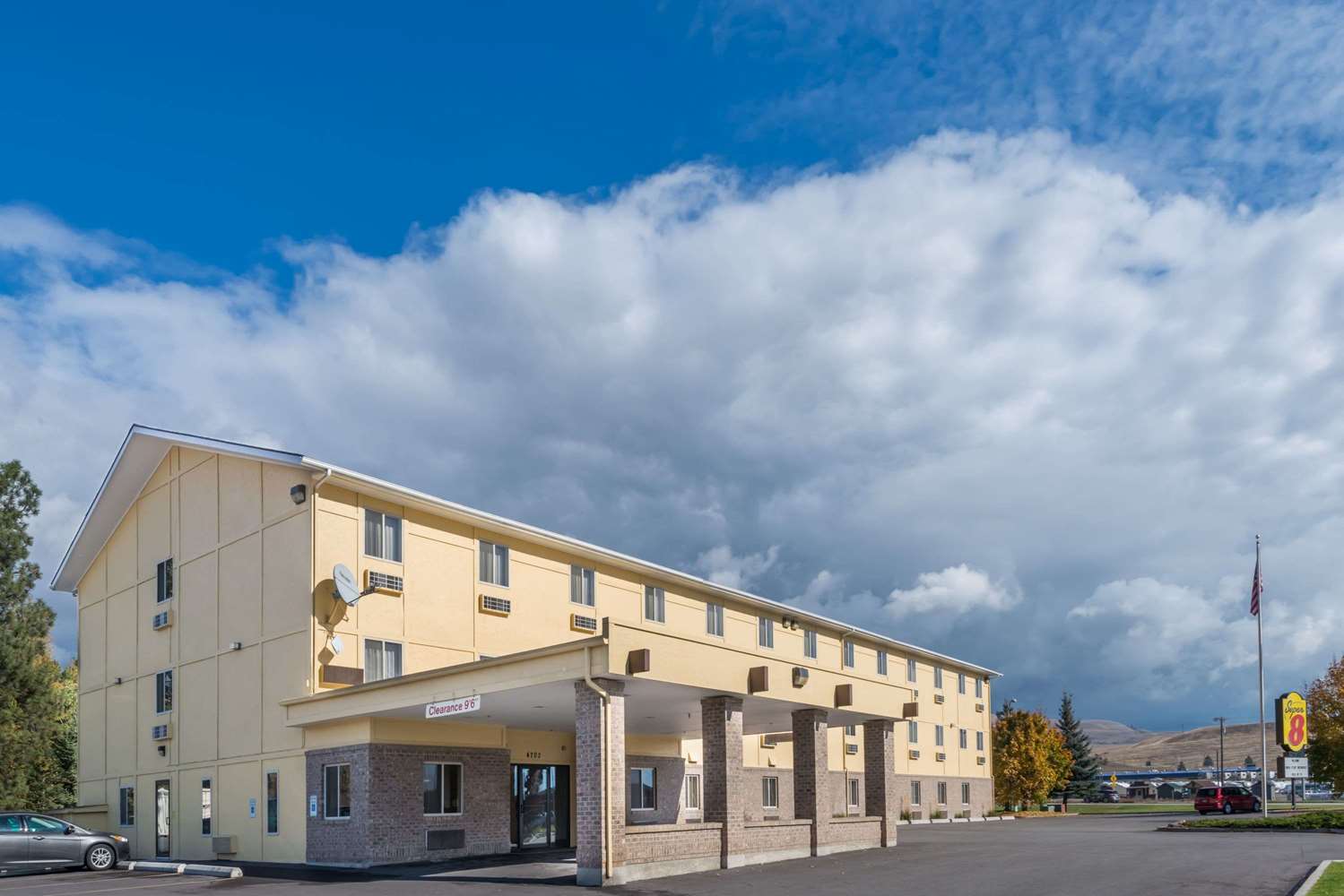 Super 8 Hotel Reserve Missoula I90, Exit 101, MT See Discounts