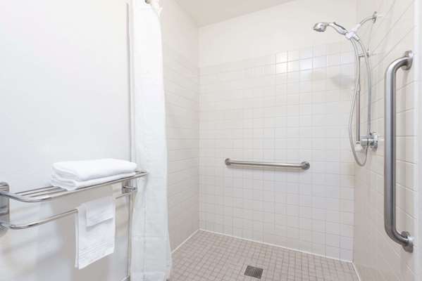  - Super 8 Hotel Reserve Missoula - I-90, Exit 101