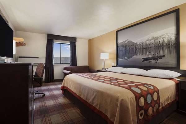  - Super 8 Hotel Idaho Falls - I-15, Exit 118