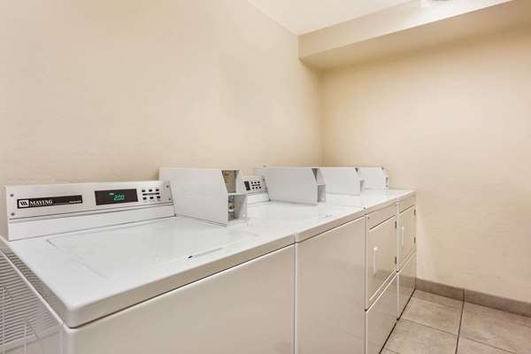  - Super 8 Hotel Yakima Area Union Gap - I-82, Exit 36