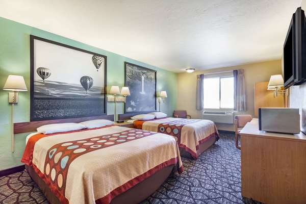  - Super 8 Hotel Yakima Area Union Gap - I-82, Exit 36