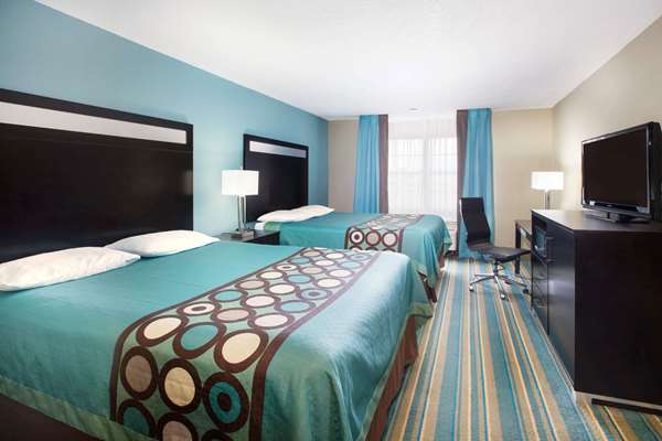  - Super 8 Hotel Sulphur