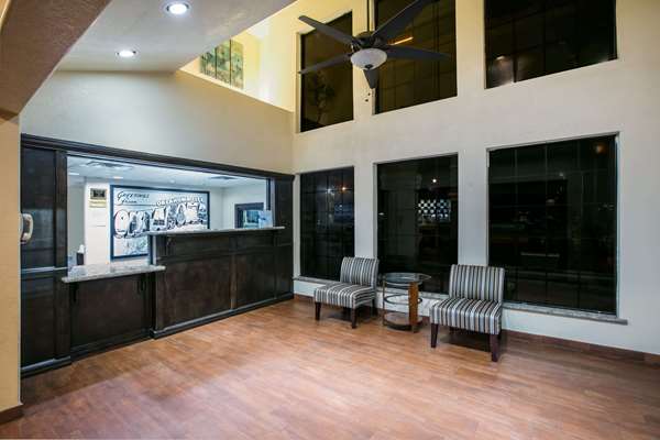  - Super 8 Hotel West Oklahoma City - I-40, Exit 145