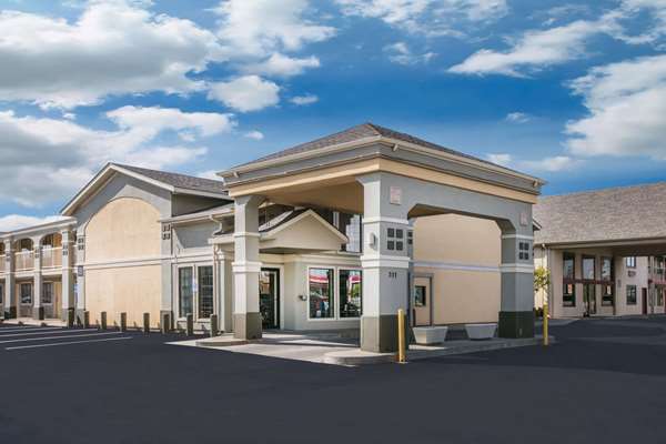 Exterior view - Super 8 Hotel West Oklahoma City - I-40, Exit 145