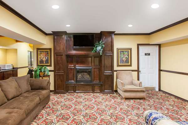  - Super 8 Motel Sallisaw - I-40, Exit 308