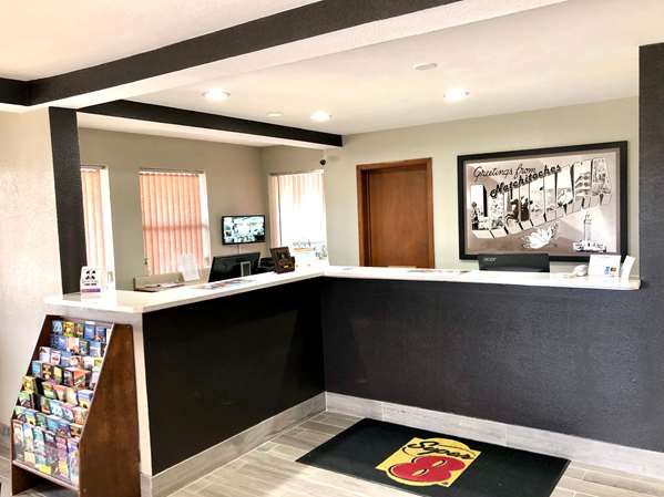  - Super 8 Hotel Natchitoches