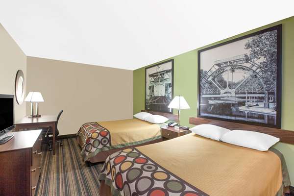  - Super 8 Hotel Natchitoches