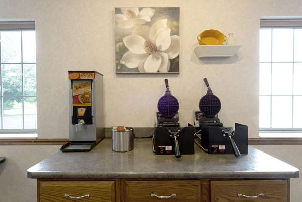  - Super 8 Motel Greenfield - I-70, Exit 104