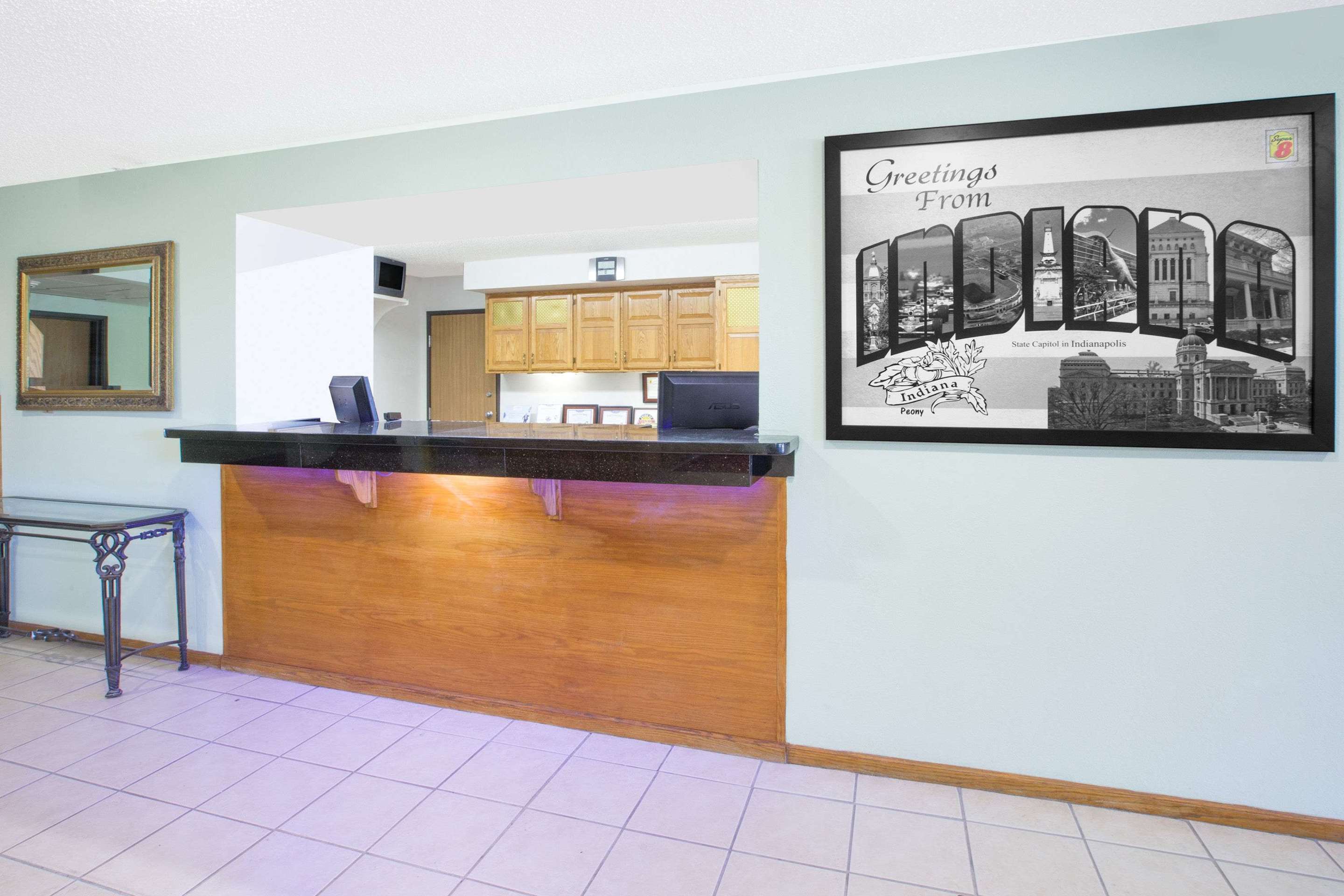 Lobby | Super 8 by Wyndham Howe
