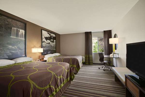  - Super 8 Hotel Pocatello - I-15, Exit 71