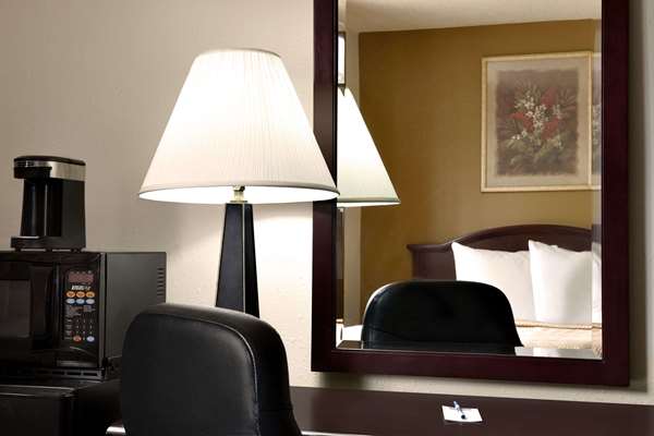  - Travelodge La Porte