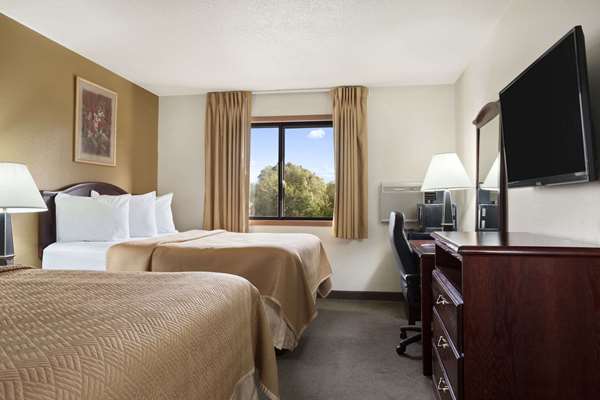  - Travelodge La Porte