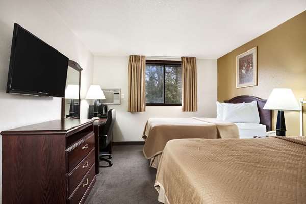  - Travelodge La Porte