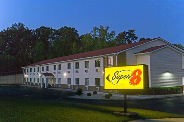 Exterior view - Super 8 Hotel Fort Knox Area Radcliff