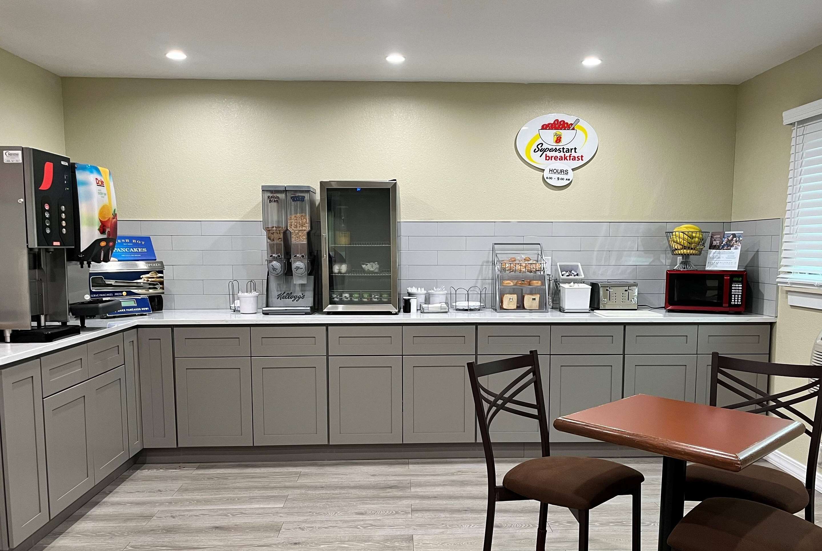 Property amenity | Super 8 by Wyndham Indianapolis Emerson