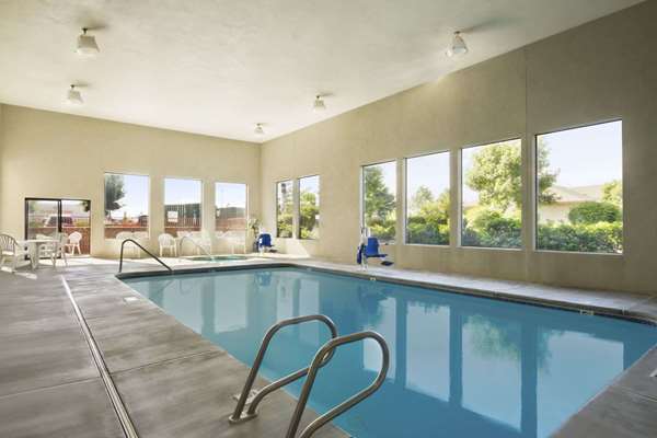 Pool - Super 8 Hotel Kennewick