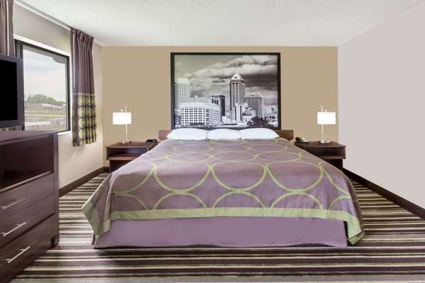  - Super 8 Hotel Plymouth