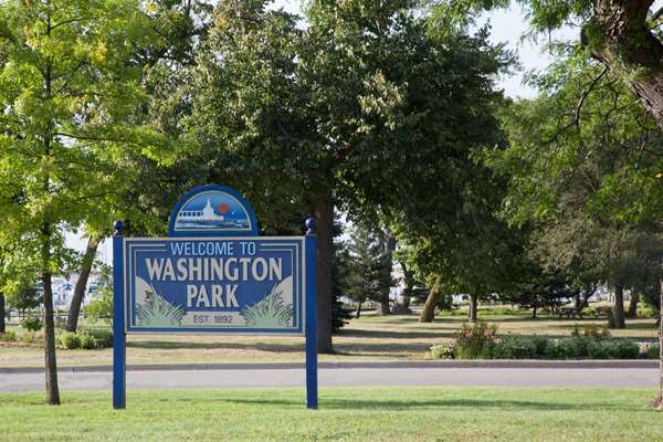  - Super 8 Hotel Michigan City - I-94, Exit 34