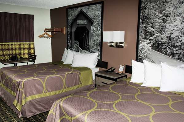  - Super 8 Hotel Michigan City - I-94, Exit 34