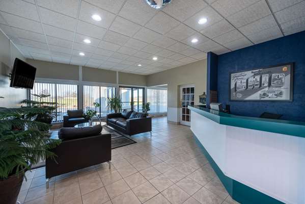  - Super 8 Hotel North Ridgeville - I-80, Exit 152