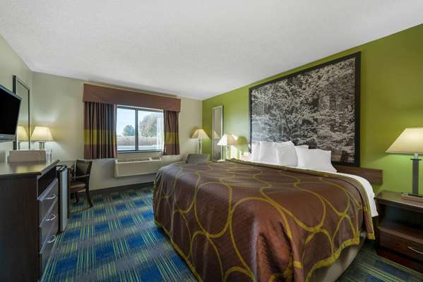  - Super 8 Hotel North Ridgeville - I-80, Exit 152