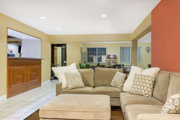  - Baymont Inn & Suites Huber Heights - I-70, Exit 36