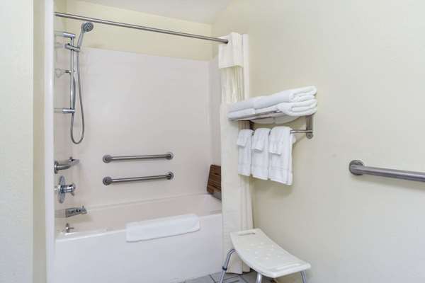  - Baymont Inn & Suites Huber Heights - I-70, Exit 36