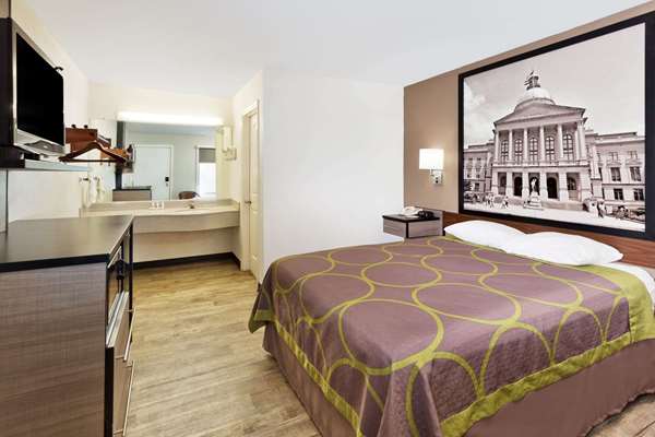  - Super 8 Motel Ringgold - I-75, Exit 348