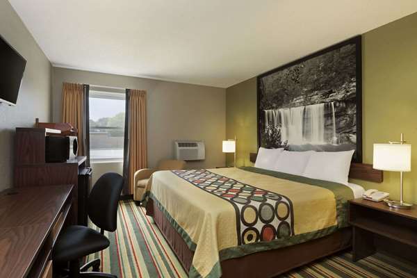  - Super 8 Hotel Tuscola - I-57, Exit 212