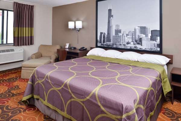  - Super 8 Hotel Romeoville