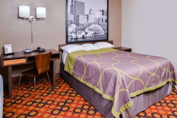  - Super 8 Hotel Romeoville