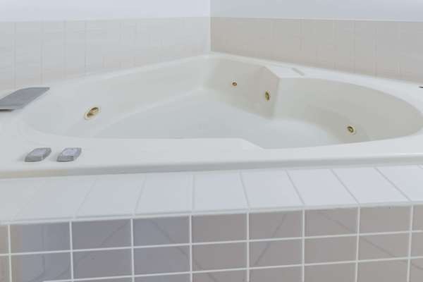  - Super 8 Hotel Rockford - I-39 & I-90, Exit 15