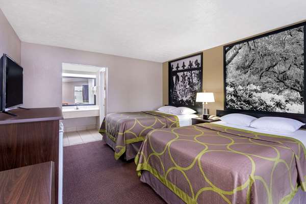  - Super 8 Motel Locust Grove - I-75, Exit 212