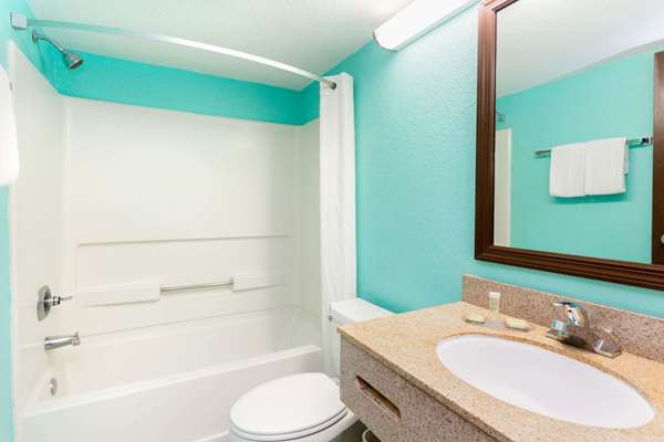  - Super 8 Motel Naples - I-75, Exit 101