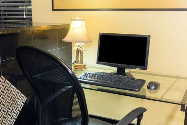 Conference Area - Super 8 Motel Naples - I-75, Exit 101