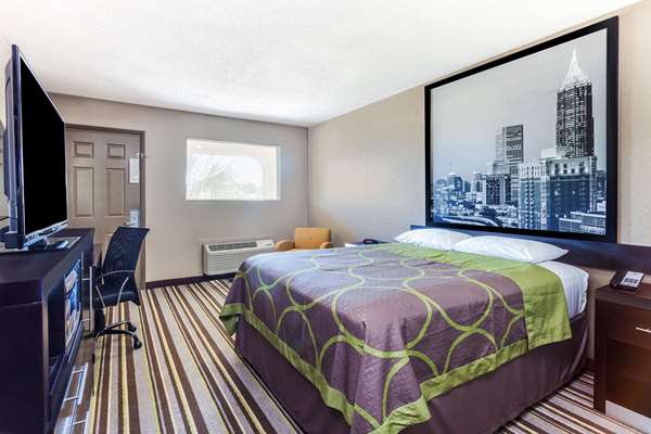  - Super 8 Motel Stockbridge - I-75, Exit 224