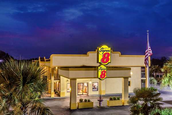 Exterior view - Super 8 Motel Stockbridge - I-75, Exit 224