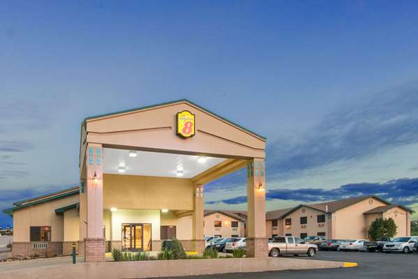 Exterior view - Super 8 Hotel Santa Rosa - I-40, Exit 275