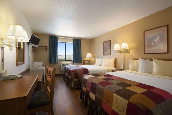  - Super 8 Hotel Las Vegas - I-25, Exit 347