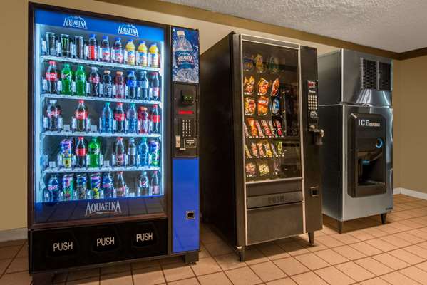  - Super 8 Hotel Grants - I-40, Exit 85