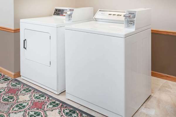 Amenities - Super 8 Hotel Watseka