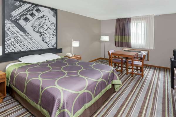  - Super 8 Hotel Watseka