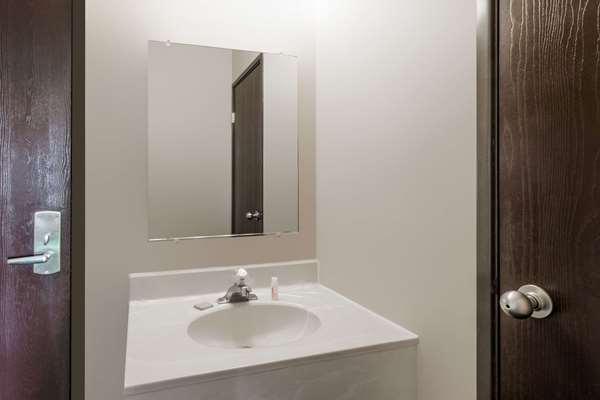  - Super 8 Hotel Woodstock