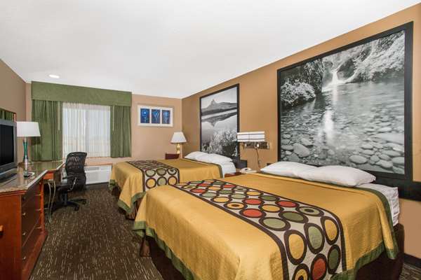  - Super 8 Hotel Baker City