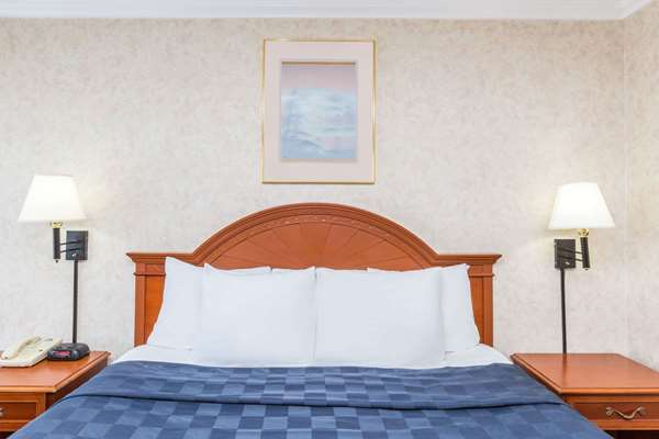  - Days Inn Airport Center Inglewood